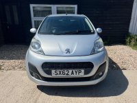 PEUGEOT 107
